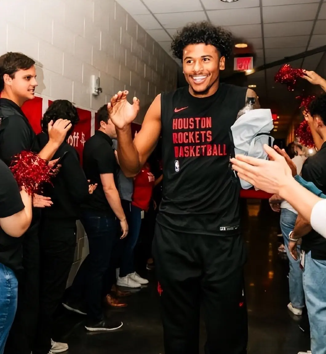 看到了火箭 看到了火箭