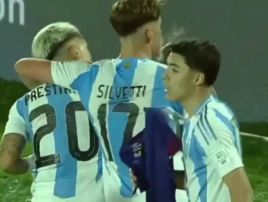 领先, div 领先, div