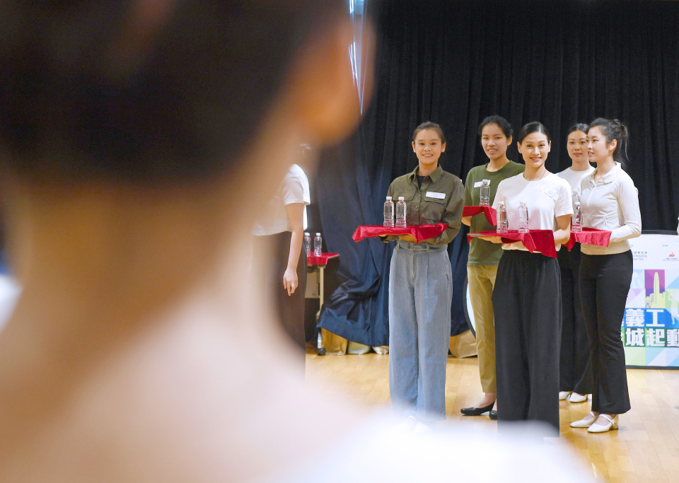 场竞赛项目, TpWYq, NE